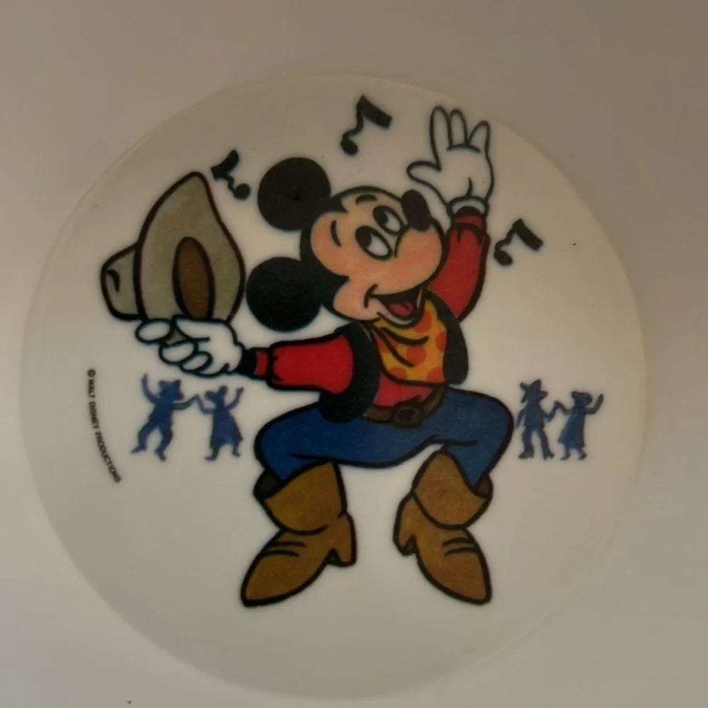 Vintage Cowboy Mickey Mouse plastic bowl. Walt Disney productions. - Picture 4 of 6